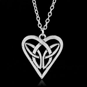 Antique Color Celtic Knot Heart Necklace🌸